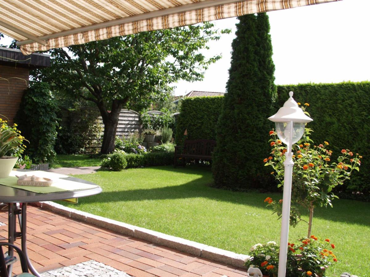 Ferienwohnung Mona, 65314 Moormerland 外观 照片